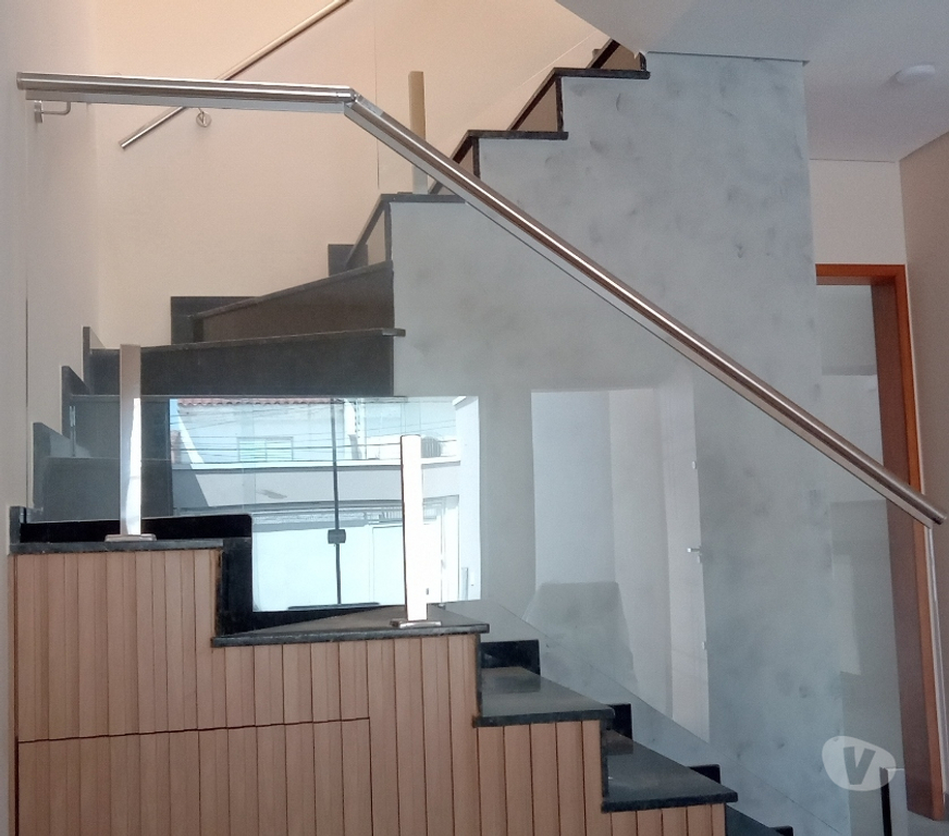 Outros serviços Barueri SP - images_alt_text Corrimão Aço Inox com vidro