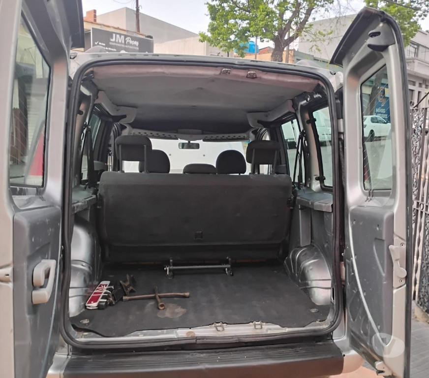 Seminovos Grande Sao Paulo SP Santo André - Fotos para Doblo HLX 1.8 5 Lugares 2008 - Excelente estado