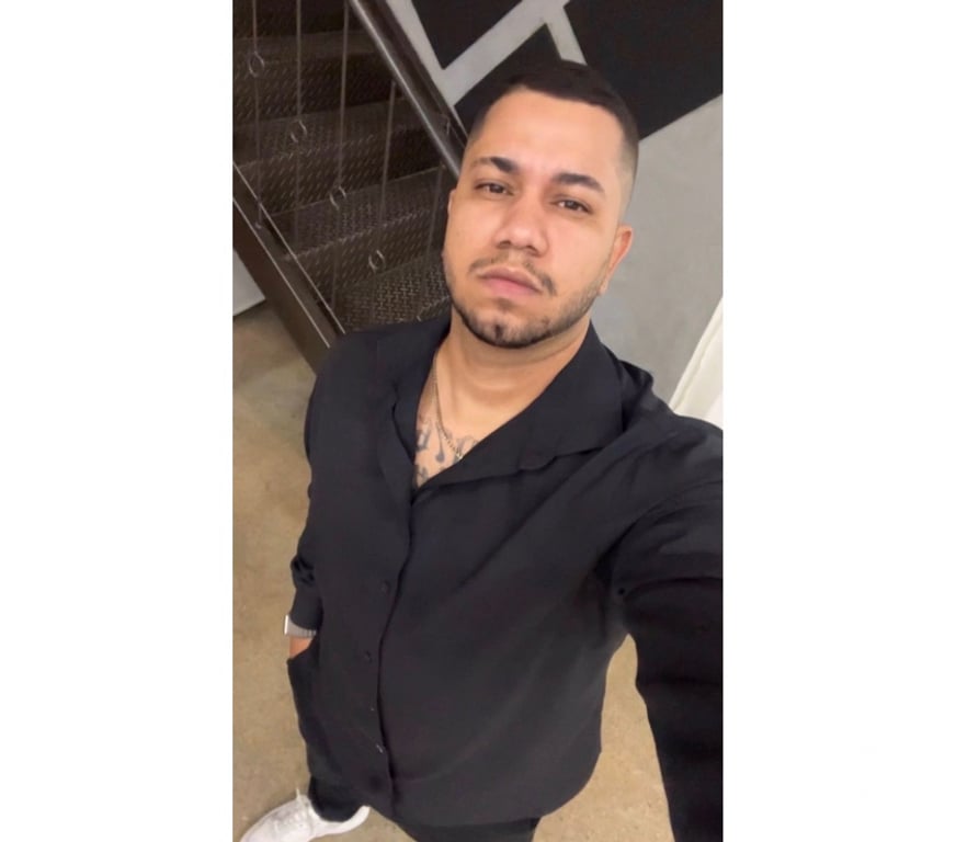 Acompanhantes masculinos Samambaia DF - Fotos para Motoboy macho Ativo