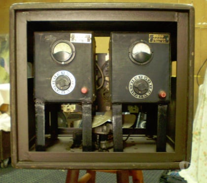 Equipamentos Porto Alegre Sul Porto Alegre RS - Fotos para Reguladores de tensão manual de 2000W x 2.- Cód.025 -