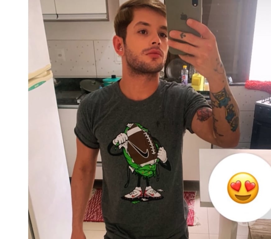 Acompanhantes masculinos Florianopolis SC Canasvieiras - Fotos para Novo com local 48992049674