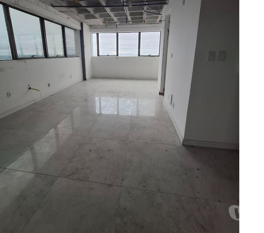 Comprar Loja Feira de Santana BA - Fotos para Vendo Sala Comercial no Ícone Tower