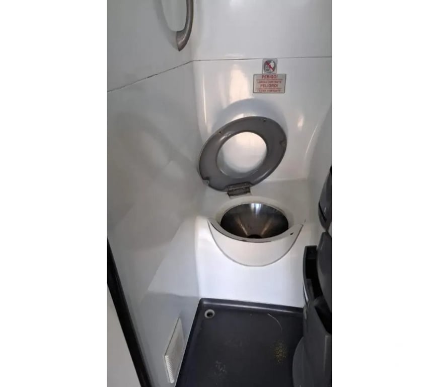  Ônibus Usados Curitiba PR Matriz - Fotos para SCANIA – DD – 2015 16 – RF. 7161