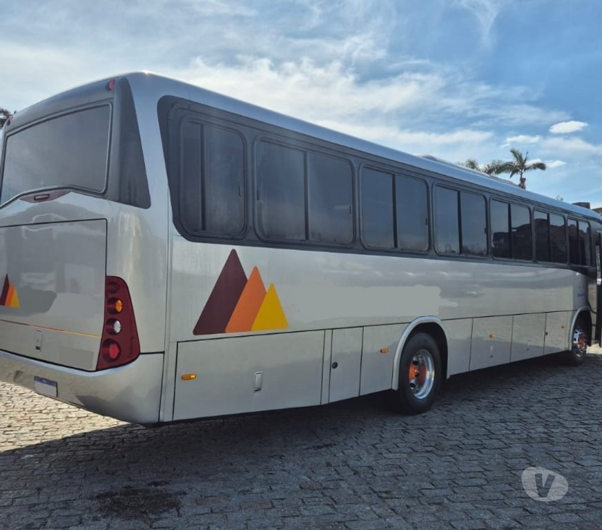  Ônibus Usados Curitiba PR Cidade Industrial de Curitiba - Fotos para Onibus Ideale Volvo B-270-F ano 2016 completo cód.9939
