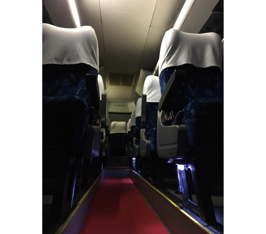  Ônibus Usados Curitiba PR Cidade Industrial de Curitiba - Fotos para Micro Onibus Senior VW 9150 ano 2012 cód.9942