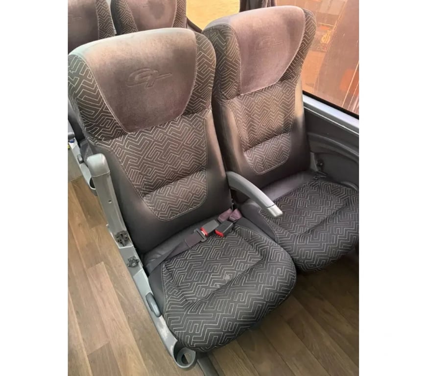  Ônibus Usados Curitiba PR Matriz - Fotos para M.BENZ - DD - 2020 - RF. 7164