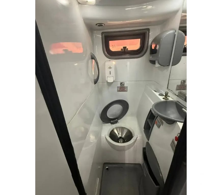  Ônibus Usados Curitiba PR Matriz - Fotos para M.BENZ - DD - 2020 - RF. 7164