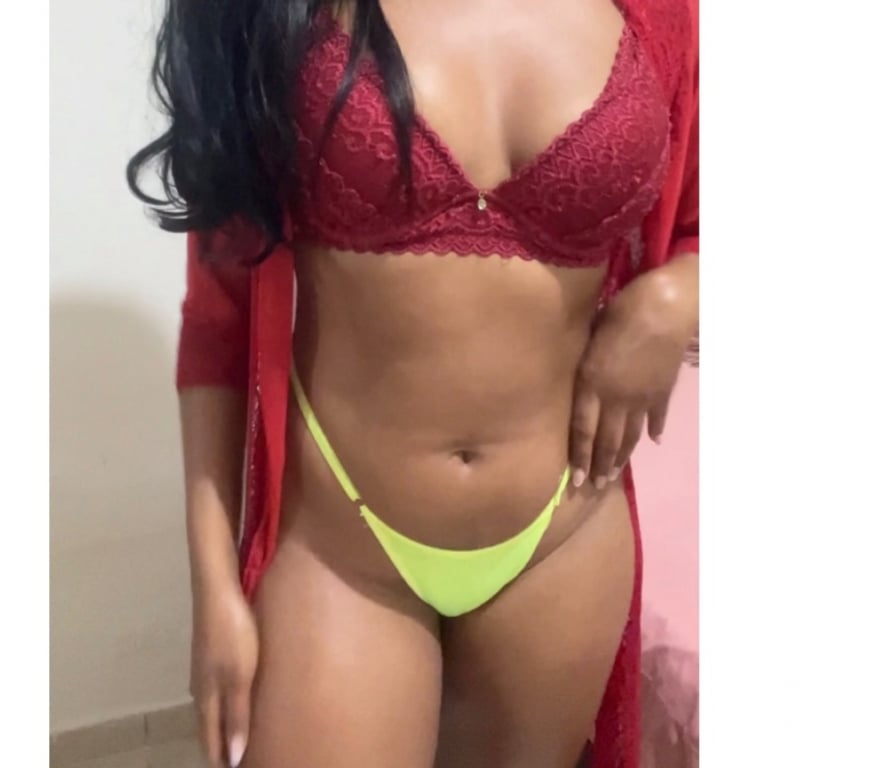 Garotas de programa Salgueiro PE - Fotos para Bruna com local