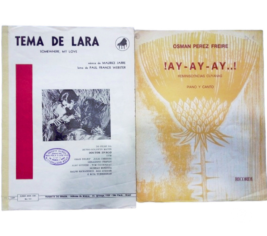 DVDs a Venda Porto Alegre RS Porto Alegre Sul - Fotos para Partituras para piano e canto (quatro).- Cód. 117 -