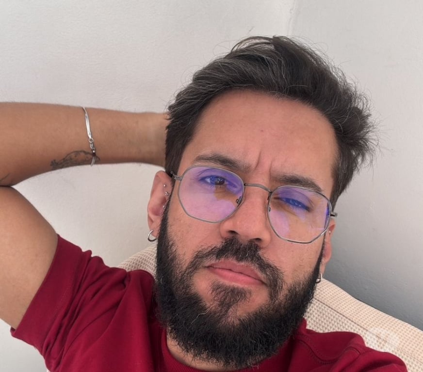 Homem procura Homem Canoas RS - Fotos para Chama no zap valorize o job vamos5198170-5150