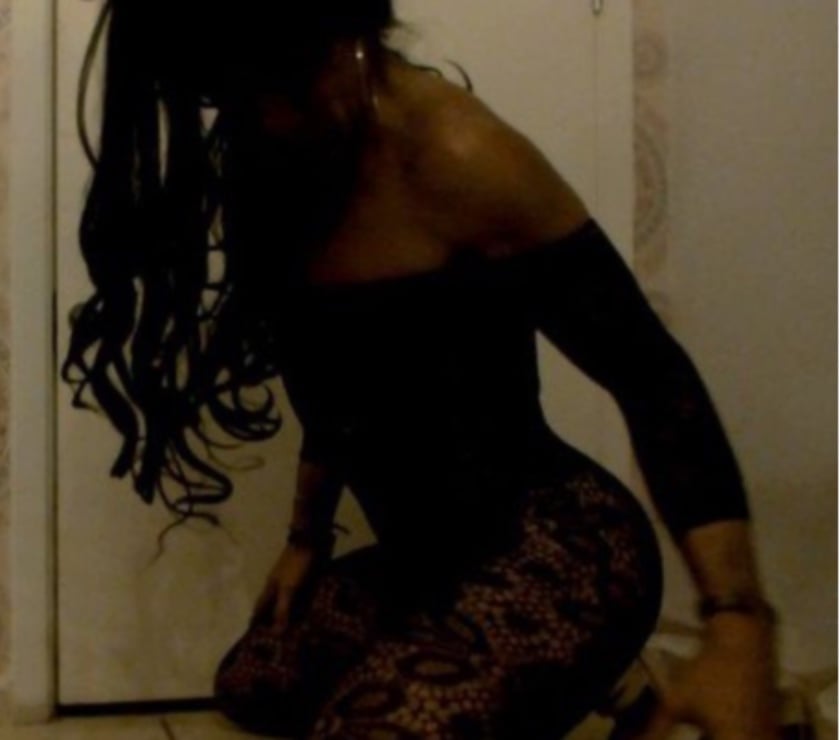 Fotos para CDZINHA - COM LOCAL SEGUNDA -SOU MT FÊMEA - PORTA ABERTAME