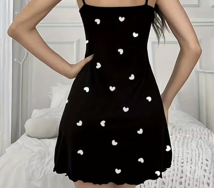 Roupas e Acessórios - Fotos para Camisola preta com coração