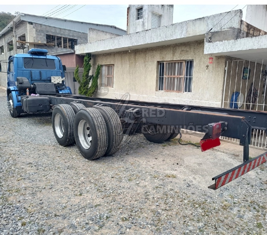 Caminhões usados Piedade SP - Fotos para VW 23220 2004 6X2