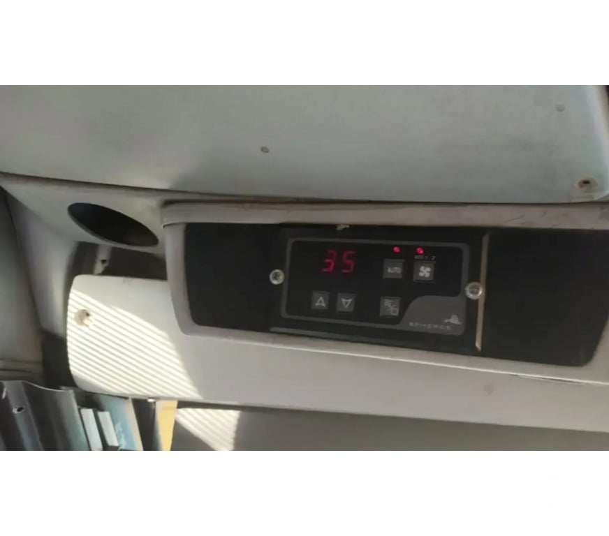  Ônibus Usados Curitiba PR Matriz - Fotos para M.BENZ – VIAGGIO – 2013 – RF. 7166