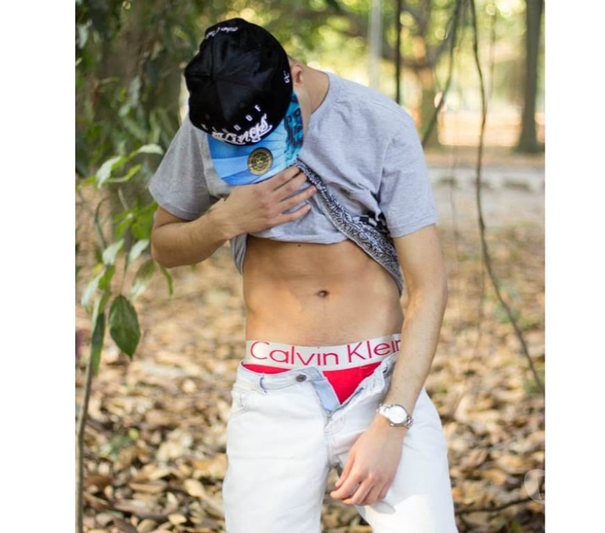 Acompanhantes masculinos Sao Paulo SP Barra Funda - Fotos para Brunoh Magrinho ZN