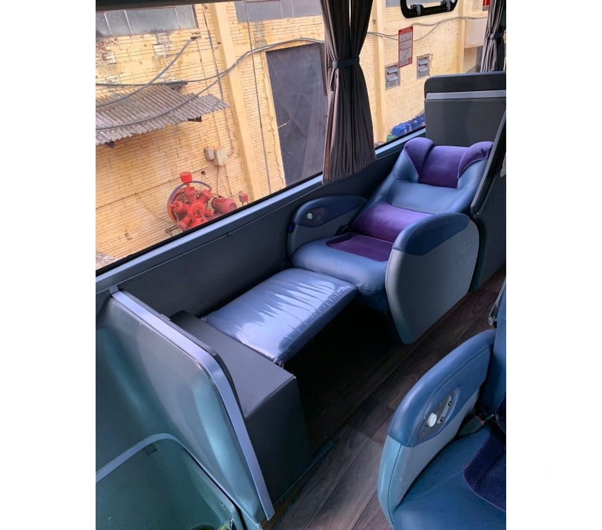  Ônibus Usados Curitiba PR Cidade Industrial de Curitiba - Fotos para Onibus LD New G-7 Volvo B-420 Leito total ano 2016 cód.9945