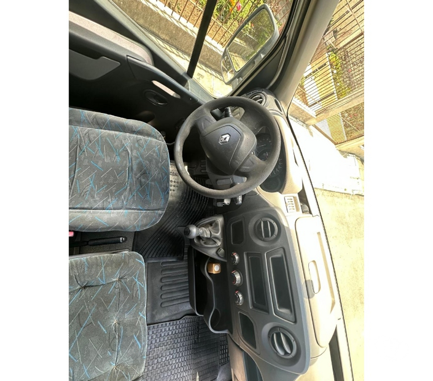  Ônibus Usados Curitiba PR Cidade Industrial de Curitiba - Fotos para Van Renault Master Executiva ano 2014 cód.9947