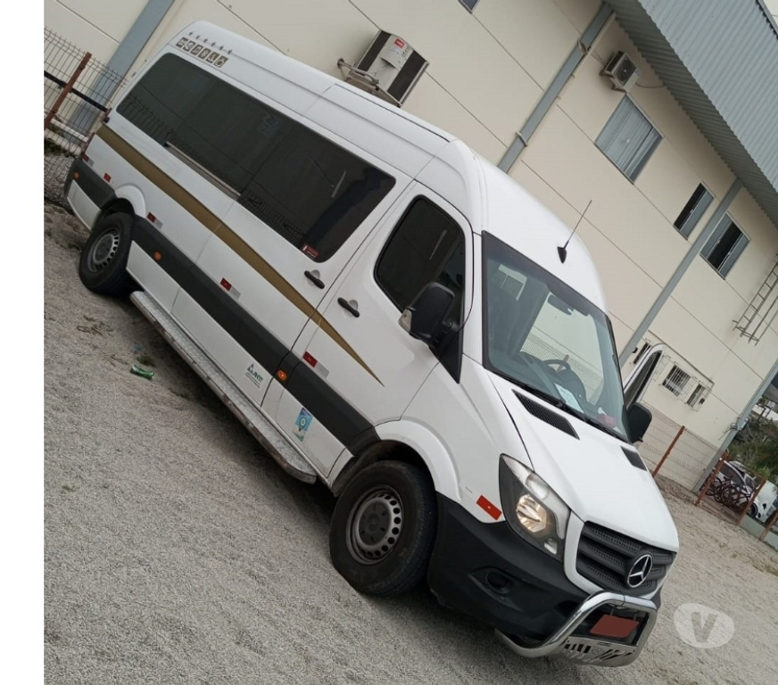  Ônibus Usados Curitiba PR Cidade Industrial de Curitiba - Fotos para Van Executiva Sprinter ano 2019 19-lugares cód.9949