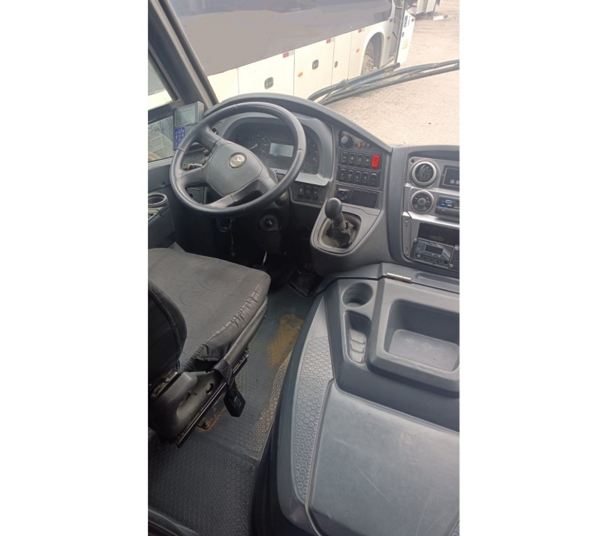  Ônibus Usados Curitiba PR Cidade Industrial de Curitiba - Fotos para Micro Onibus Volare DW-9 M.benz C Ar ano 2015 cód.9952