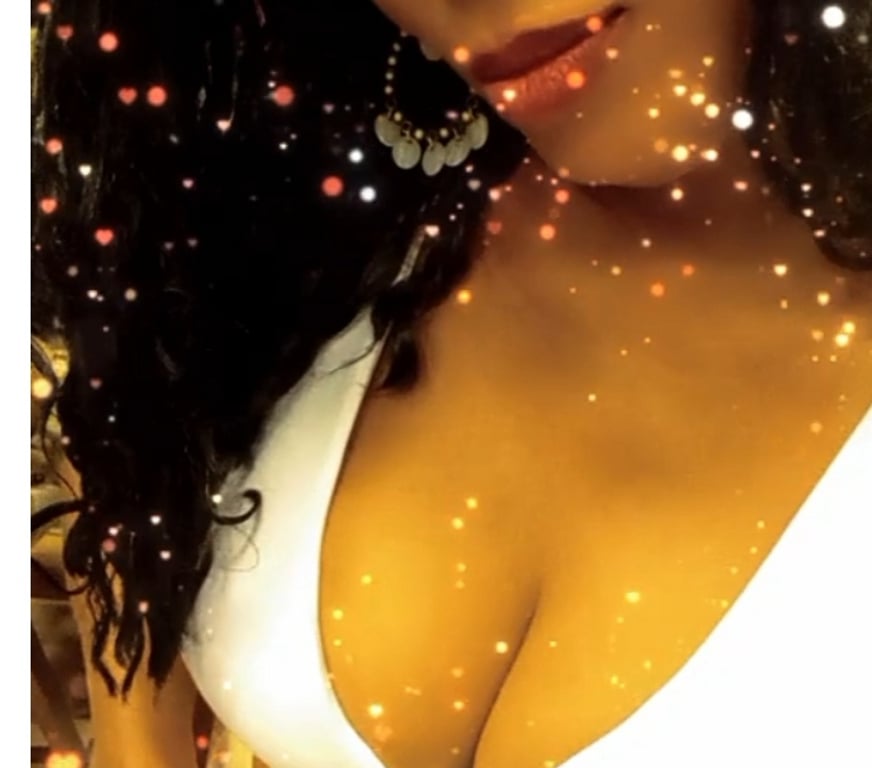 Garotas de programa Rio de Janeiro RJ Campo Grande, Rio de Janeiro - Fotos para Massagens Sensuais + Depilação masculina