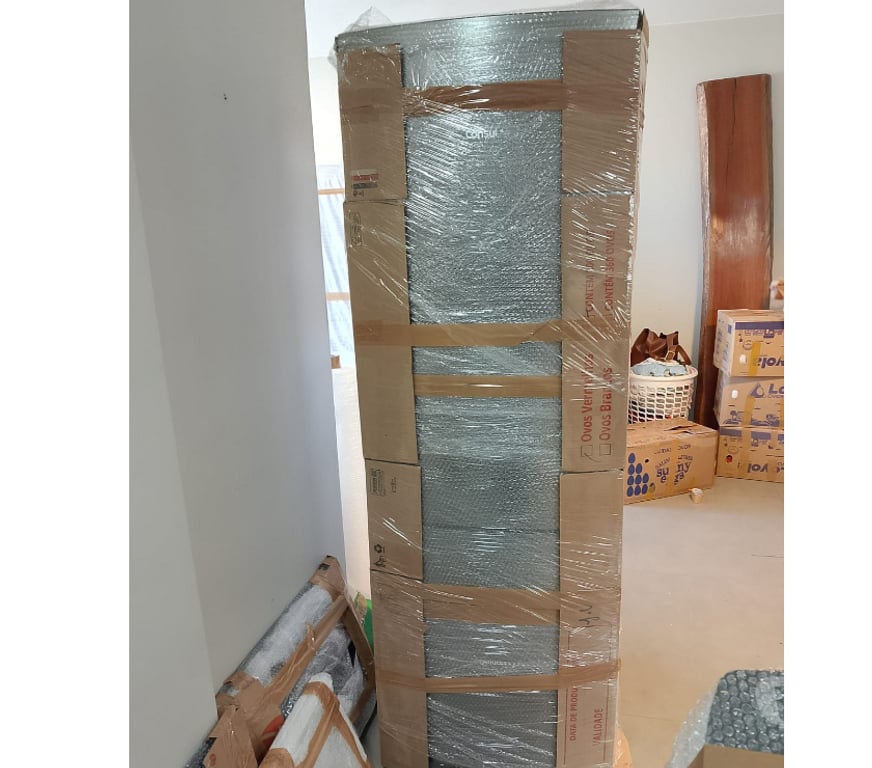 Mudanças - Frete Cruzeiro DF - Fotos para Caminhão baú para mudanças com ajudante e montador