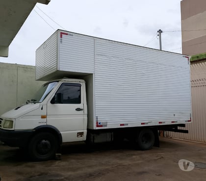 Mudanças - Frete - Fotos para Caminhão baú para mudanças com ajudante e montador