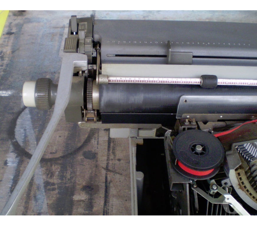 Colecionadores Porto Alegre RS Porto Alegre Sul - Fotos para Máquina de escrever antiga.- Cód. 215 -