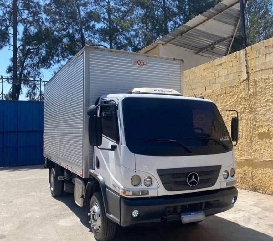 Caminhões usados Londrina PR - Fotos para MERCEDES-BENZ ACCELO 1016 2012
