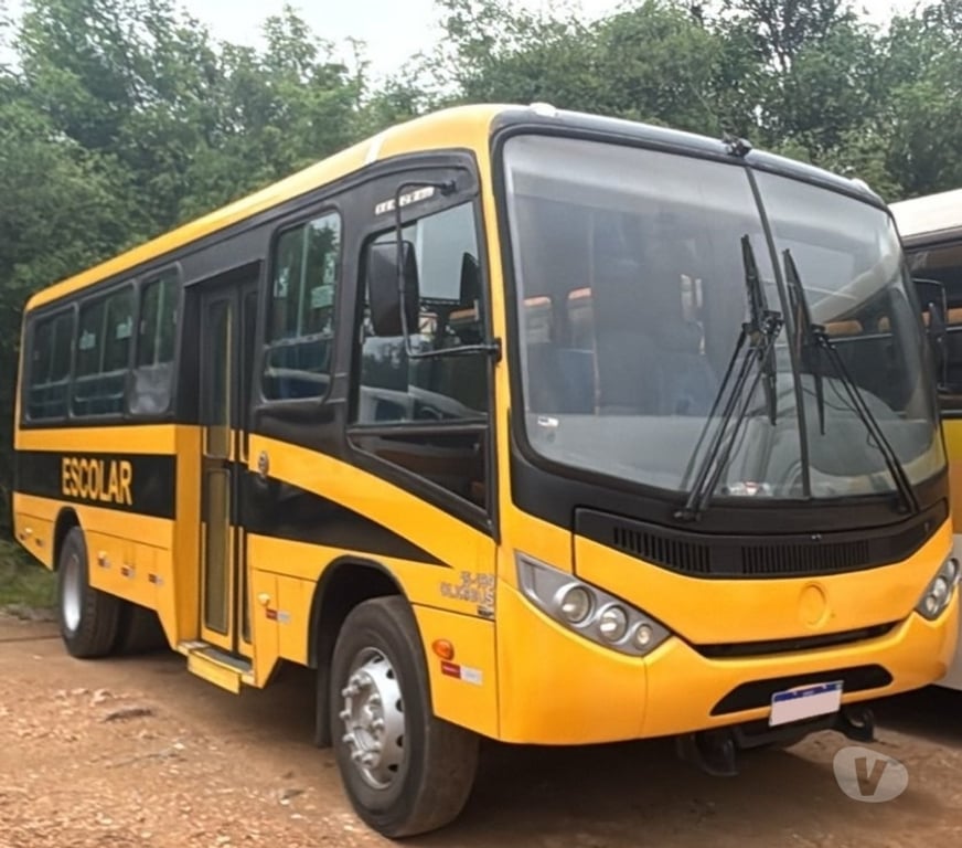 Ônibus Usados Curitiba PR Cidade Industrial de Curitiba - Fotos para Micrão Senior Midi Escolar c elecador ano 2015 cód.9955