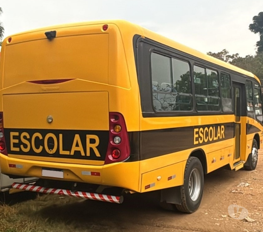  Ônibus Usados Curitiba PR Cidade Industrial de Curitiba - Fotos para Micrão Senior Midi Escolar c elecador ano 2015 cód.9955