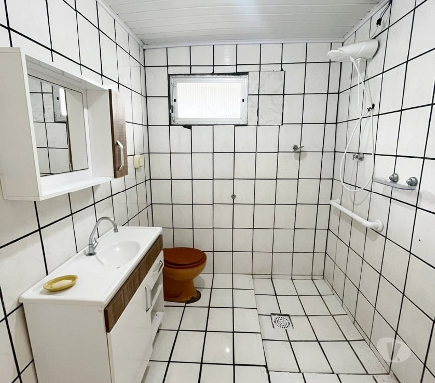 Apartamentos a venda Jaguaruna SC - Fotos para Casa + ponto comercial no Centro - Jaguaruna SC