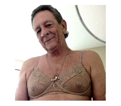 Homem procura Homem - Fotos para Putinho de calcinha quer dar