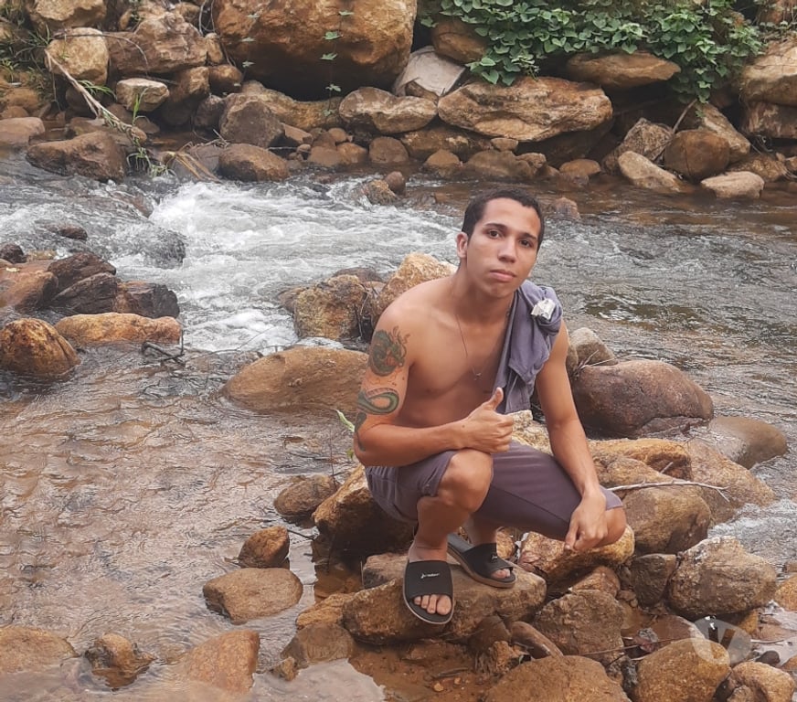 Homem procura Mulher Cariacica ES - images_alt_text Procuro por uma parceira para vida toda ☺️