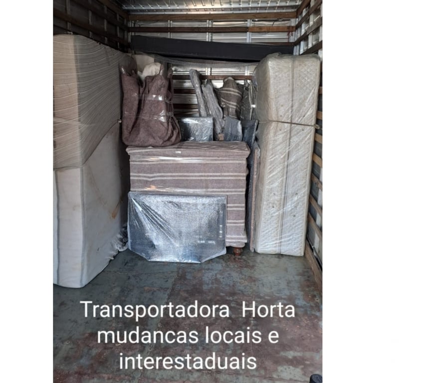 Mudanças - Frete Vitoria ES Camburi - Fotos para mudança caminhão baú de 6 m indo para São Paulo.