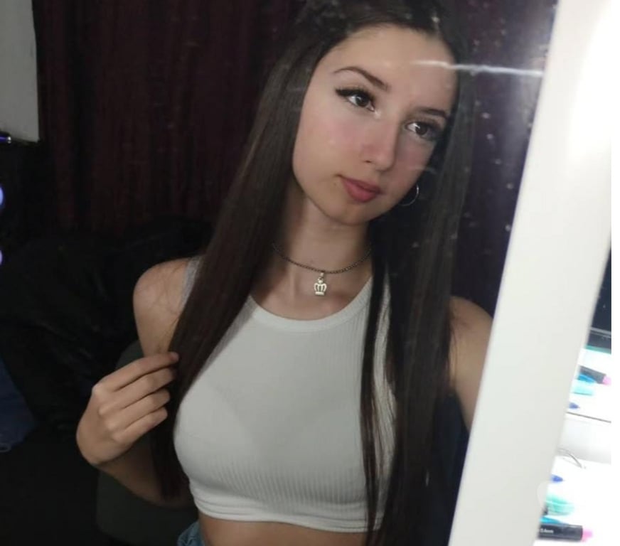 Garotas de programa Chapeco SC - Fotos para Magrinha com local no centro atendo sozinha