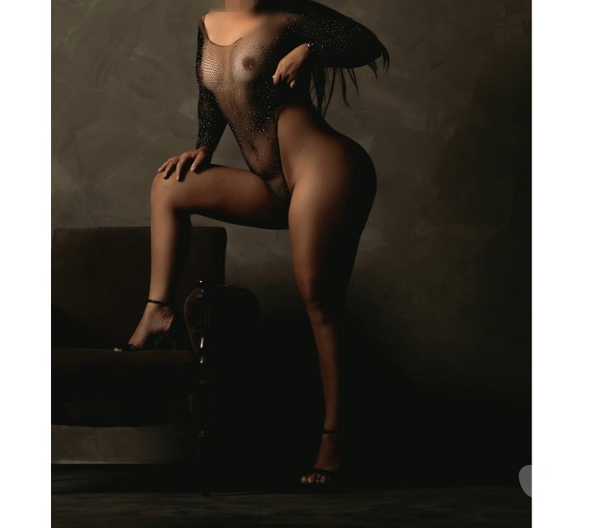 Garotas de programa Araucaria PR - Fotos para Mirella lins rabetão guloso