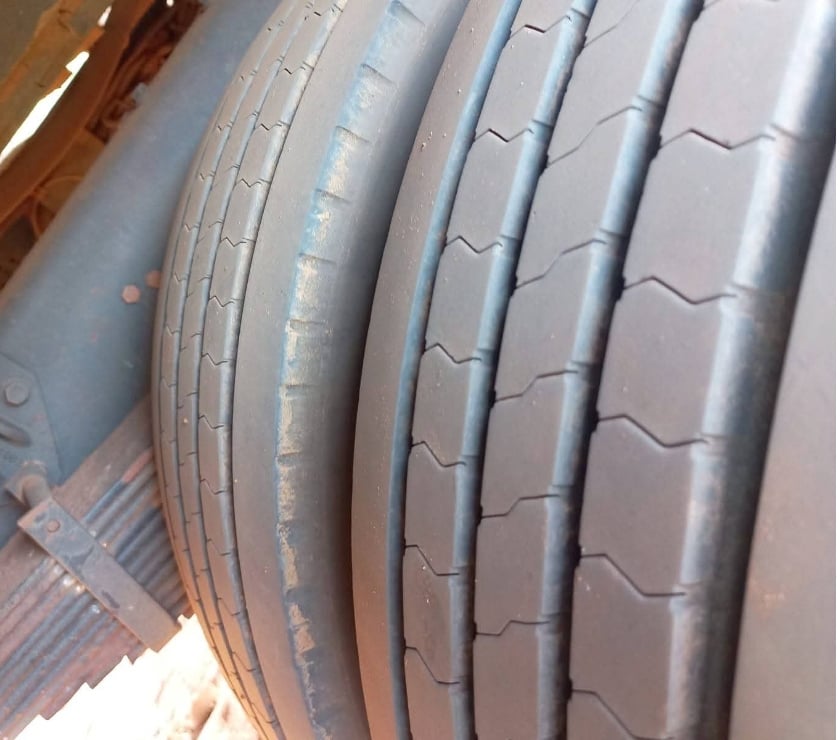  Ônibus Usados Curitiba PR Cidade Industrial de Curitiba - images_alt_text Micro Onibus Volare W-8 Executivo ano 2014 cód.9965