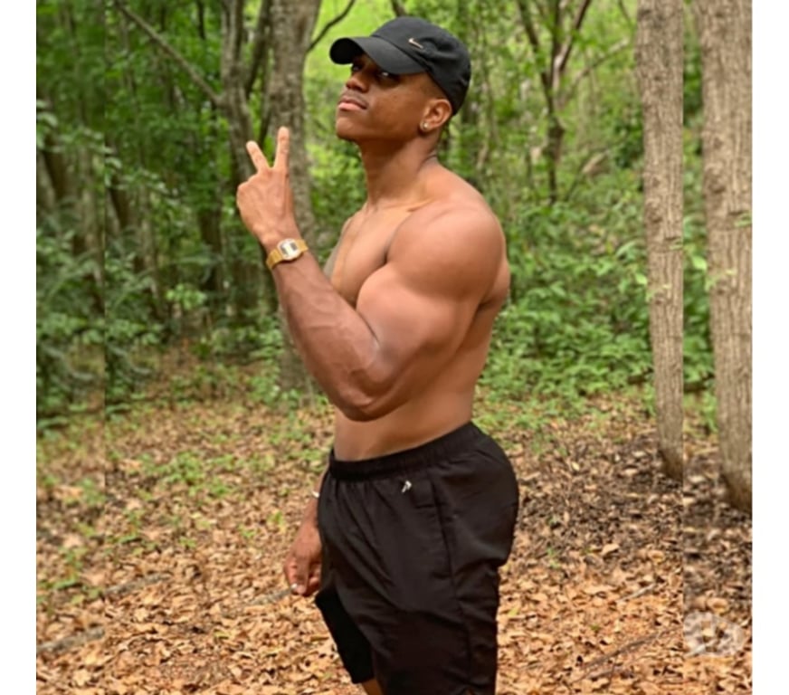 Acompanhantes masculinos Fortaleza CE Fortaleza Cidade - Fotos para Moreno dotado 24 centímetro