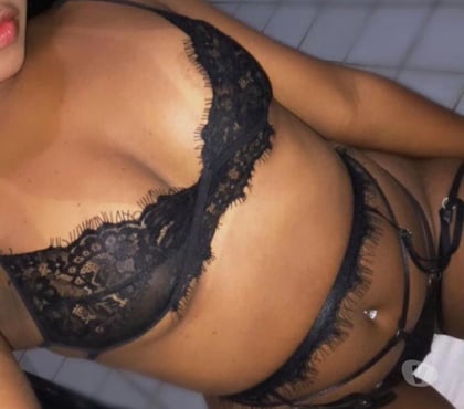 Acompanhantes - Fotos para Disponível na cidade