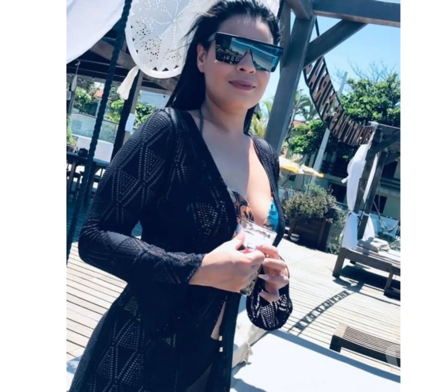 Garotas de programa Matinhos PR - Fotos para Pamela Acompanhante e massoterapeuta