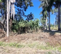 Terreno de esquina de 1200m² em Itaipuaçu