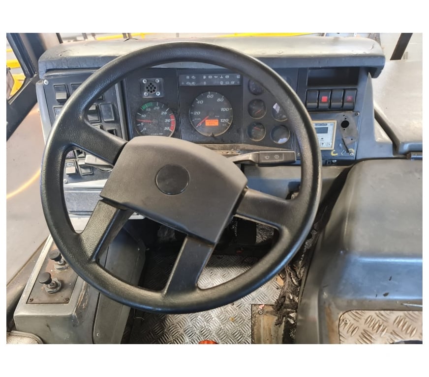  Ônibus Usados Curitiba PR Cidade Industrial de Curitiba - Fotos para Onibus Urbano Caio Ap.Vip VW 17230 MWM ano 2012 cód.9973