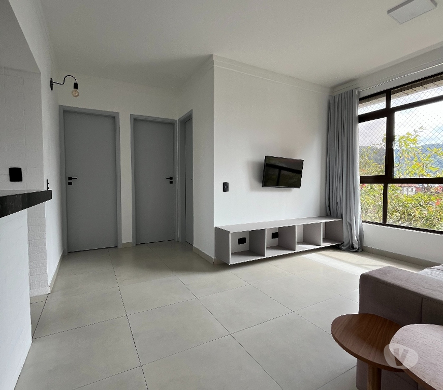 Apartamentos a venda Guaruja SP - images_alt_text Apartamento de 2 Qts com Suíte Móveis Planejados Reformado