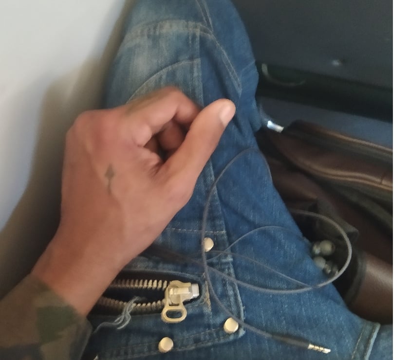 Encontros Sexuais - Fotos para Gostaria de compartilhar sua mulher ? Chama no ZAP