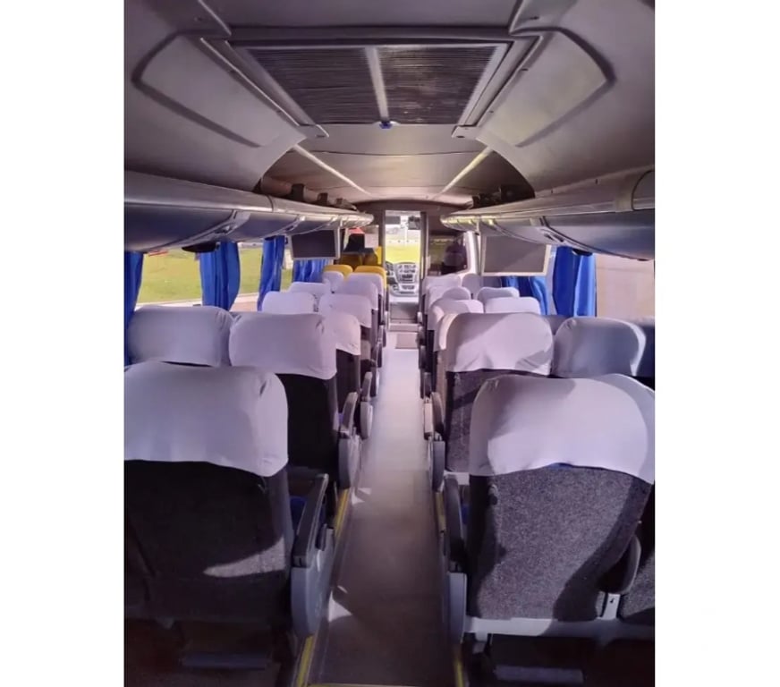  Ônibus Usados Curitiba PR Matriz - Fotos para AGRALE – VOLARE – 2015 – RF. 7170