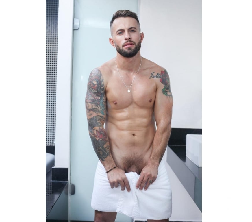 Acompanhantes masculinos Vitoria ES Centro de Vitória - images_alt_text Yohan - rapaz discreto e atencioso!