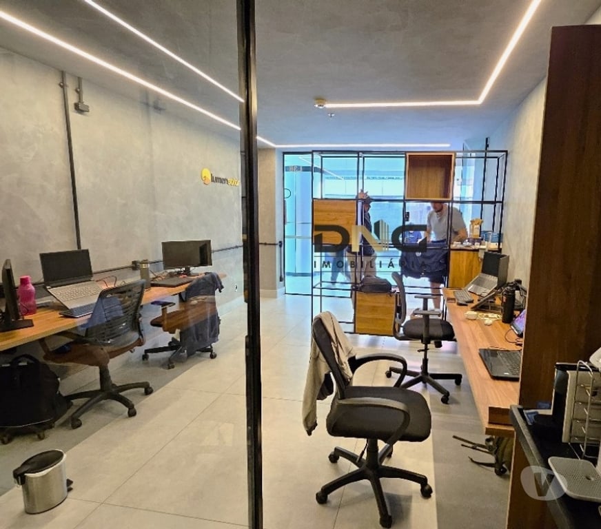 Comprar Loja Brasilia DF Set. De Ind. Graficas - Fotos para Imóvel Comercial à Venda, Brasília DF