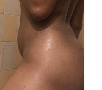 Acompanhantes - Fotos para Novinha com de chocolate louca pra sentar