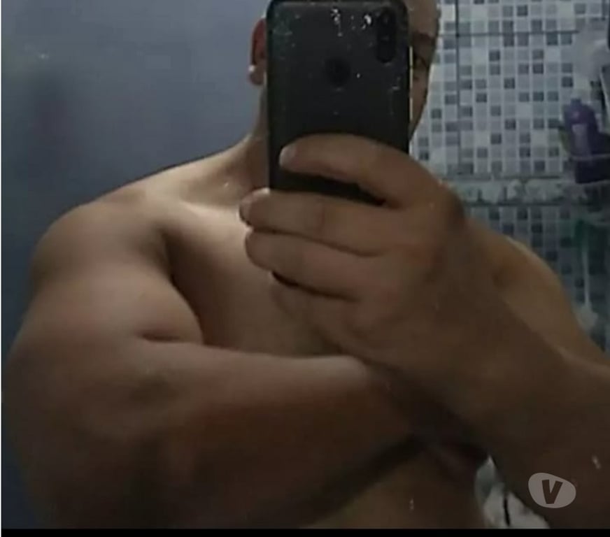 Encontros Casuais Porto Alegre RS Porto Alegre Centro - Fotos para Moreno alto dotado amigo de casais e solteiras.