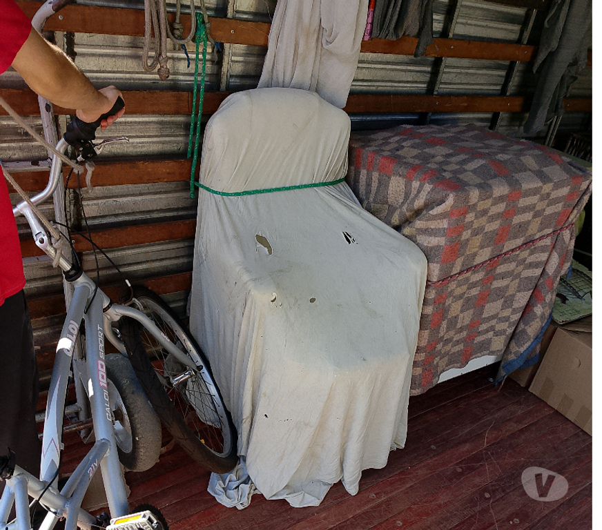 Mudanças - Frete Brasilia DF Area Octogonal - Fotos para Caminhao baú de mudança com ajudantes Sudoeste Octogonal